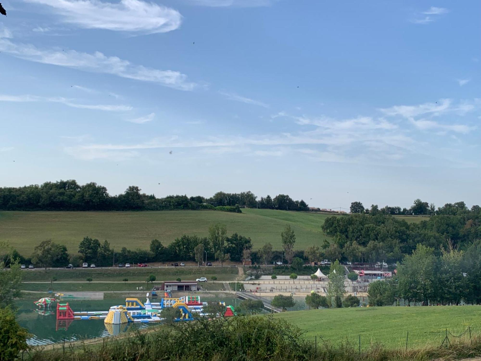 Terres De France - Les Hameaux Des Lacs Monclar-de-Quercy Kültér fotó